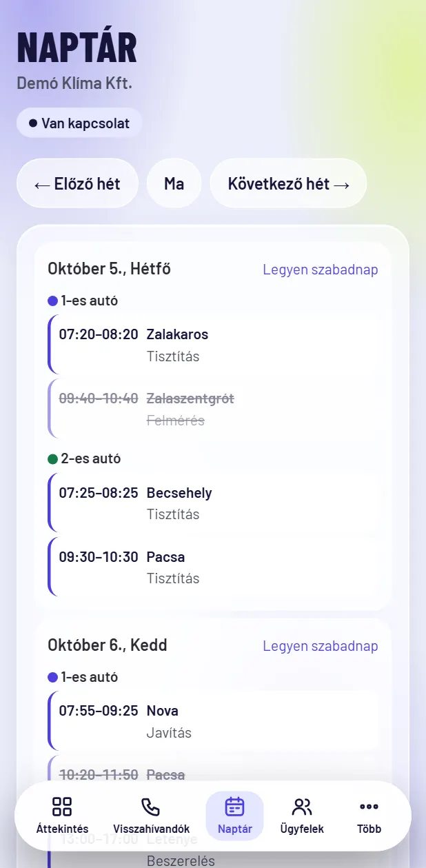 Ütemezés útidővel – képernyőkép kitalált adatokkal
